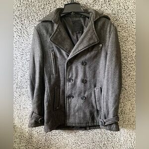 Men’s Sport cotton coat Size Large in Excellent Used Condition